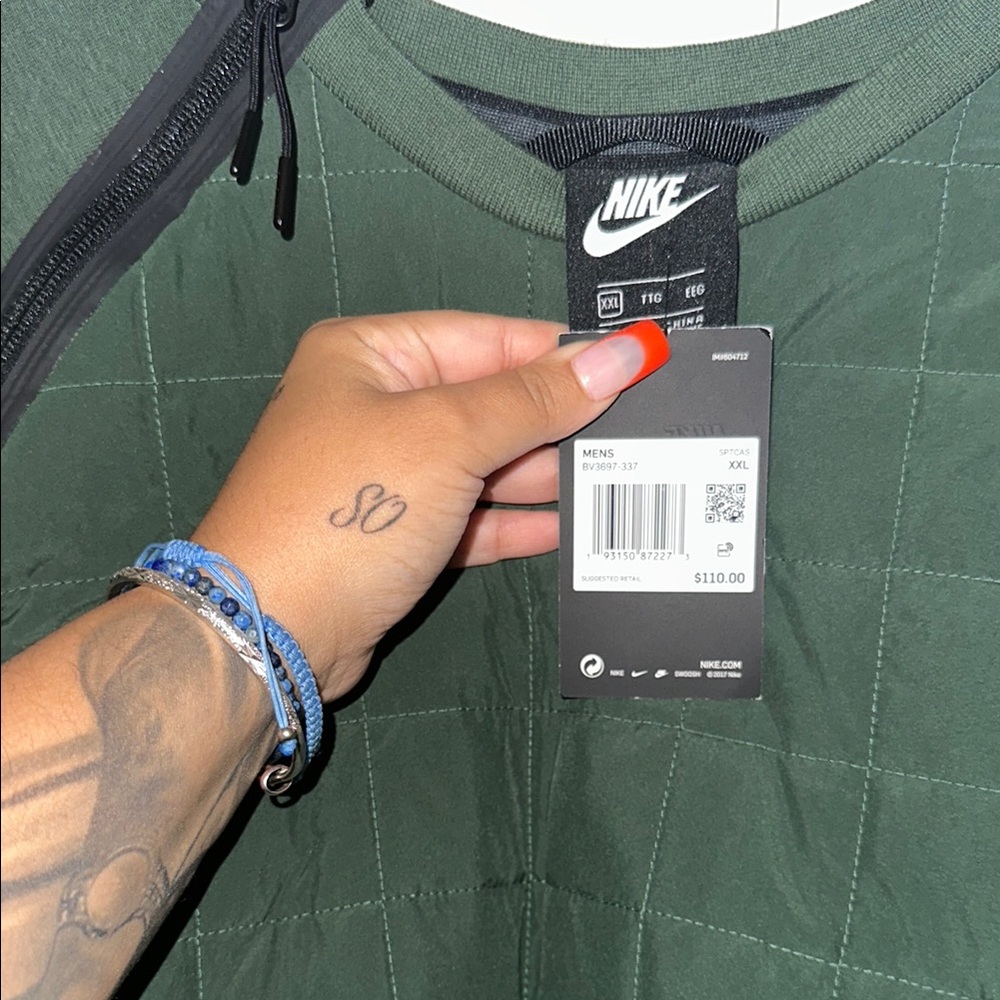 Nike Green Utility Jacket with Quilted Texture